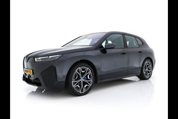 BMW iX xDrive40 High Executive 77 kWh (SOH-100%) AUT. *PANO | HEAD-UP | HARMAN/KARDON | SOFT-CLOSE | DAB+ | DIGI-COCKPIT | HEATED-COMFORTSEATS | FULL-LED | CARPLAY | ...