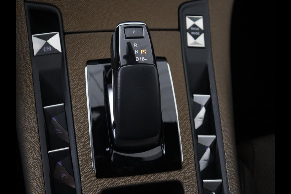 DS 7 Crossback E-Tense Be Chic | Camera | Bi-Xenon | Carplay | Navigatie | 19'' | Digital Cockpit | Climate control | Parkeerhulp | Cruise control | PHEV | Plug In