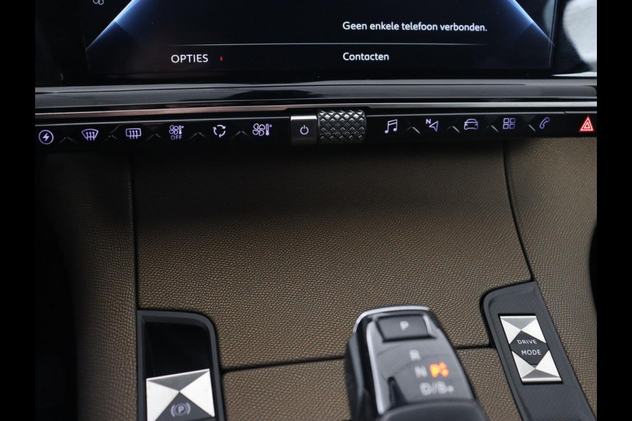 DS 7 Crossback E-Tense Be Chic | Camera | Bi-Xenon | Carplay | Navigatie | 19'' | Digital Cockpit | Climate control | Parkeerhulp | Cruise control | PHEV | Plug In