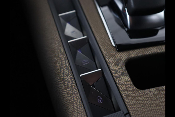 DS 7 Crossback E-Tense Be Chic | Camera | Bi-Xenon | Carplay | Navigatie | 19'' | Digital Cockpit | Climate control | Parkeerhulp | Cruise control | PHEV | Plug In
