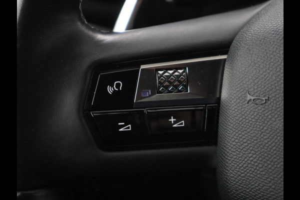 DS 7 Crossback E-Tense Be Chic | Camera | Bi-Xenon | Carplay | Navigatie | 19'' | Digital Cockpit | Climate control | Parkeerhulp | Cruise control | PHEV | Plug In