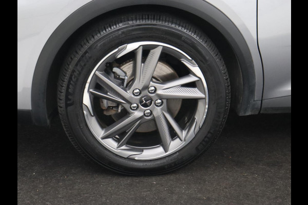 DS 7 Crossback E-Tense Be Chic | Camera | Bi-Xenon | Carplay | Navigatie | 19'' | Digital Cockpit | Climate control | Parkeerhulp | Cruise control | PHEV | Plug In