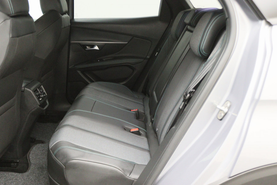 Peugeot 3008 1.6 HYbrid 225 Allure Pack Business Virtual Cockpit, ACC, Camera, Apple Carplay, Bluetooth, DAB, LED, 19''