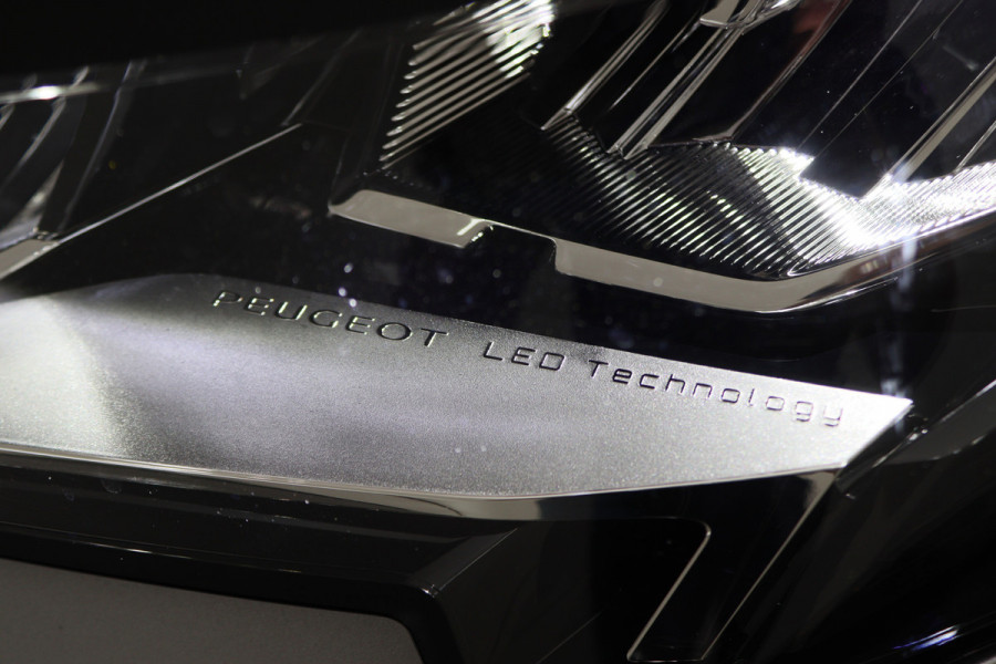 Peugeot 3008 1.6 HYbrid 225 Allure Pack Business Virtual Cockpit, ACC, Camera, Apple Carplay, Bluetooth, DAB, LED, 19''