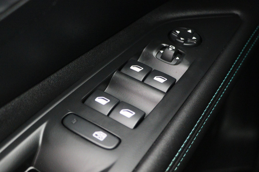 Peugeot 3008 1.6 HYbrid 225 Allure Pack Business Virtual Cockpit, ACC, Camera, Apple Carplay, Bluetooth, DAB, LED, 19''