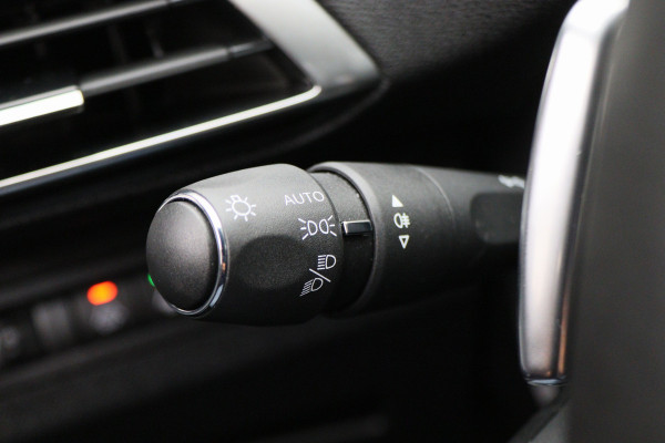 Peugeot 3008 1.6 HYbrid 225 Allure Pack Business Virtual Cockpit, ACC, Camera, Apple Carplay, Bluetooth, DAB, LED, 19''