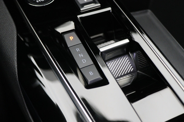 Peugeot 3008 1.6 HYbrid 225 Allure Pack Business Virtual Cockpit, ACC, Camera, Apple Carplay, Bluetooth, DAB, LED, 19''