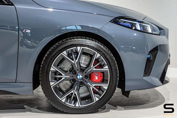 BMW 1-serie 120 M Sport Pro|Pano|HUD|Cam|M-rem|Fabrieksgaran