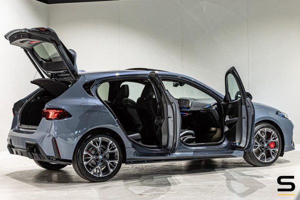 BMW 1-serie 120 M Sport Pro|Pano|HUD|Cam|M-rem|Fabrieksgaran