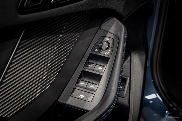 BMW 1-serie 120 M Sport Pro|Pano|HUD|Cam|M-rem|Fabrieksgaran