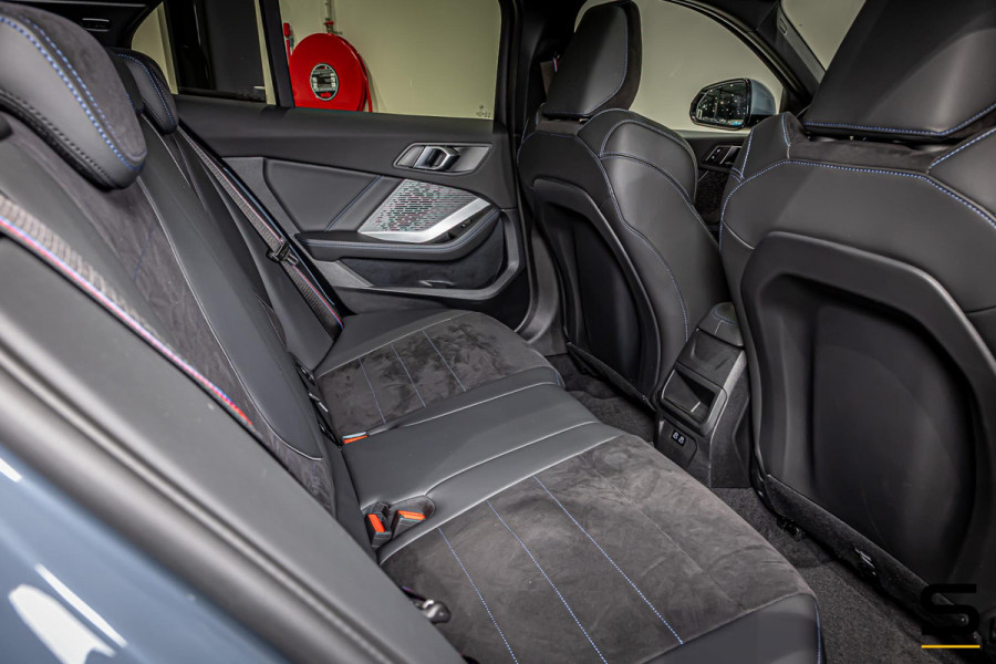 BMW 1-serie 120 M Sport Pro|Pano|HUD|Cam|M-rem|Fabrieksgaran