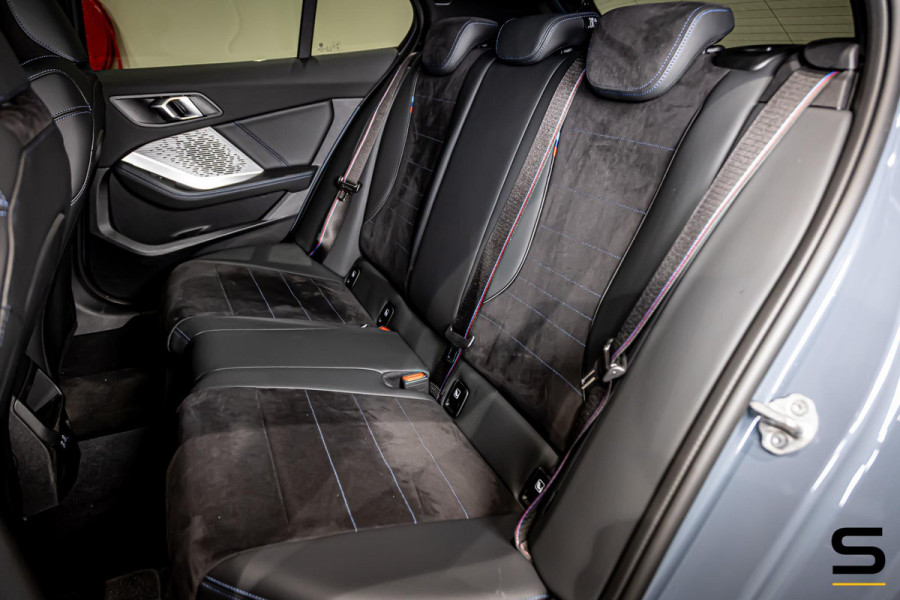 BMW 1-serie 120 M Sport Pro|Pano|HUD|Cam|M-rem|Fabrieksgaran