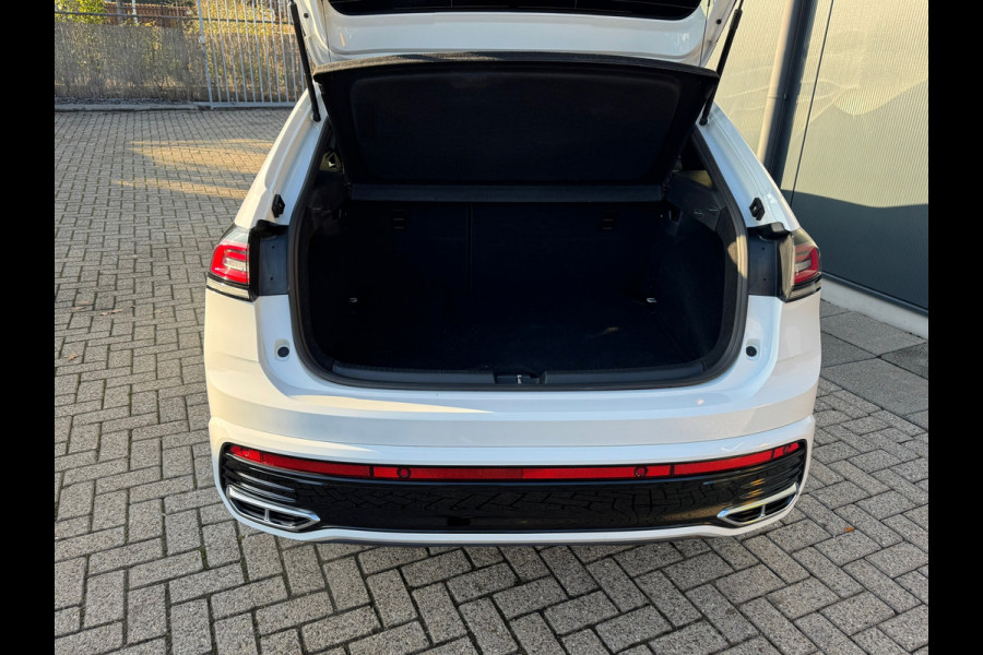 Volkswagen Taigo 1.0 TSI Automaat R-Line * Panorama * Virtual Cockpit * 18 Inch Velgen *