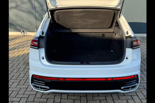 Volkswagen Taigo 1.0 TSI Automaat R-Line * Panorama * Virtual Cockpit * 18 Inch Velgen *