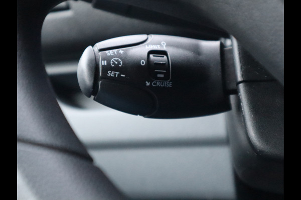 Toyota PROACE Electric Worker 50 kWh Snelladen SoH 94,9 % L3 Extra lang - NL Auto - Trekhaak