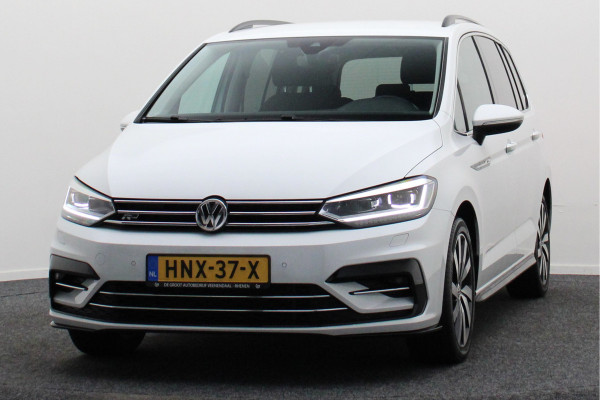 Volkswagen Touran 1.4 TSI DSG Highline Edition R-Line 7p Climate, ACC, Stuur/Stoel Verwarming, Apple Carplay, LED, Trekhaak, 18''