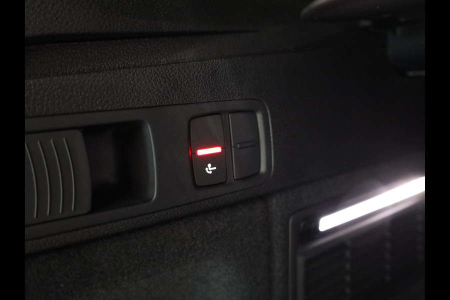 Audi Q5 50 TFSI e S-line Competition 299pk |  Panoramadak  | Wegklapbare trekhaak | B&O Audio