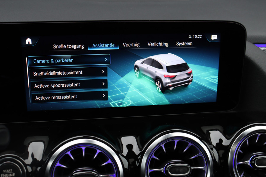 Mercedes-Benz GLA 250 e AMG Line | Panoramadak | Memory | Advanced Sound System | Surround Camera | Keyless Go | Sfeerverlichting | Nightpakket |