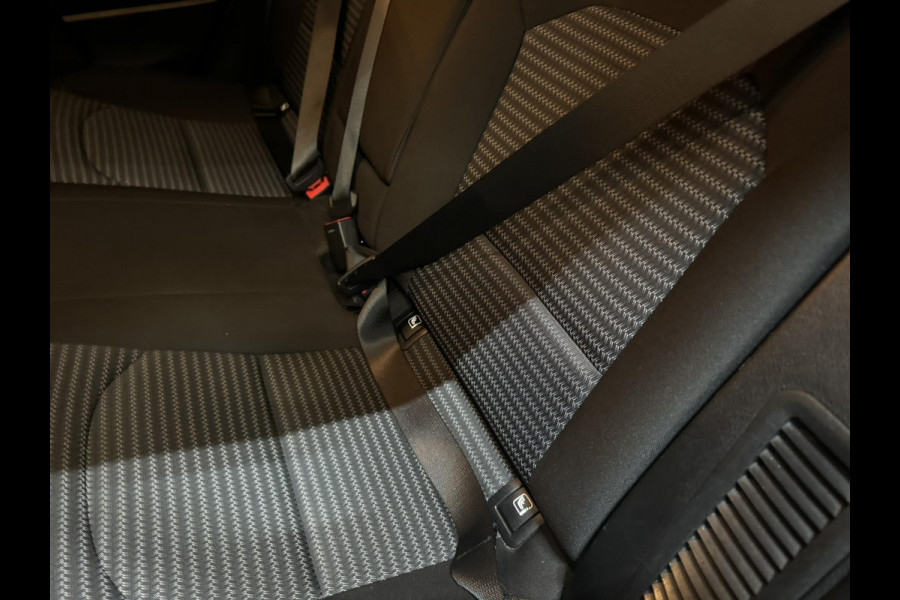 Kia Ceed Sportswagon 1.6 GDI PHEV DynamicLine Garantie Carplay Camera StuurVW StoelVW Keyless Adoptieve Cruise Navi Clima Rijklaar