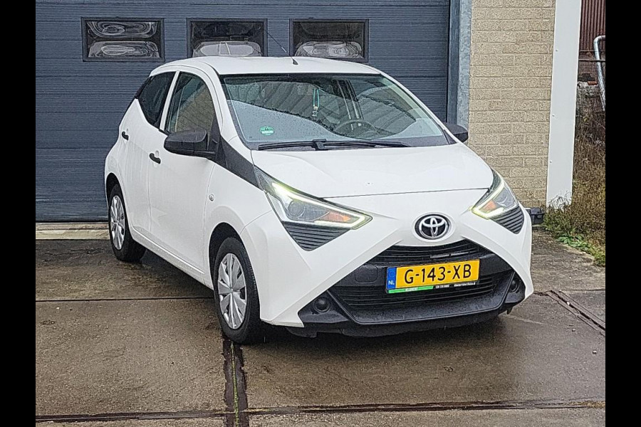 Toyota Aygo 1.0 VVT-i x-fun | Airco | LED |