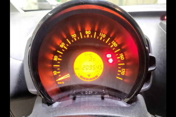 Toyota Aygo 1.0 VVT-i x-fun | Airco | LED |