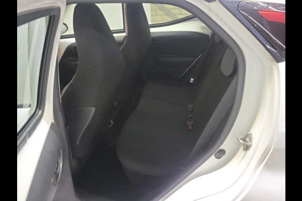 Toyota Aygo 1.0 VVT-i x-fun | Airco | LED |