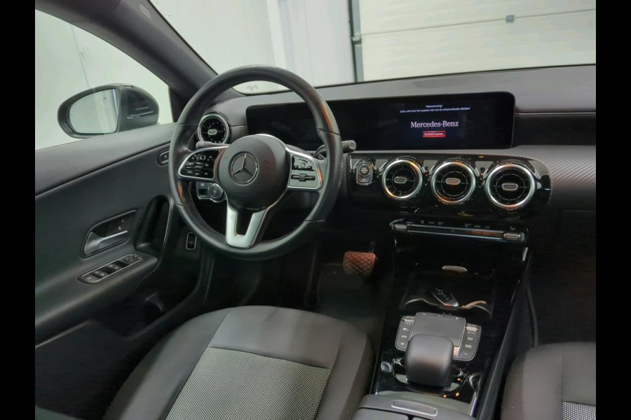 Mercedes-Benz CLA-Klasse 180d Aut. Business Sol. | Navi | Camera | M-Bux |