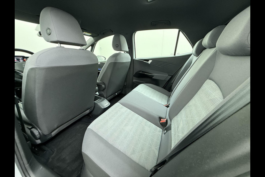 Volkswagen ID.3 PRO PERFORMANCE 58 kWh 204 PK | SOH91% | Warmtepomp | Stoel- & Stuurverwarming | Trekhaak | Adaptieve Cruise Control | Lane Assist