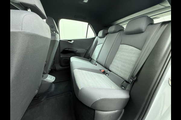 Volkswagen ID.3 PRO PERFORMANCE 58 kWh 204 PK | SOH91% | Warmtepomp | Stoel- & Stuurverwarming | Trekhaak | Adaptieve Cruise Control | Lane Assist