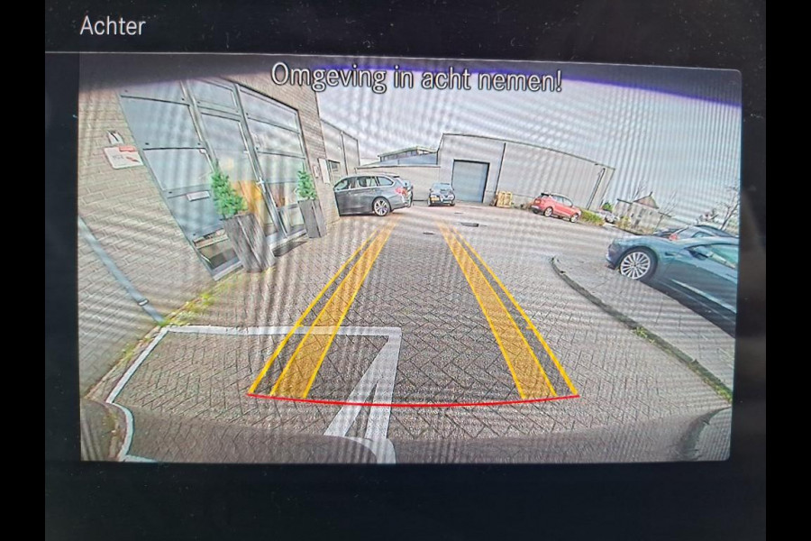 Mercedes-Benz EQC 400 Aut. 4MATIC Sol. Luxury 80 kWh | Navi | Camera | Leder |