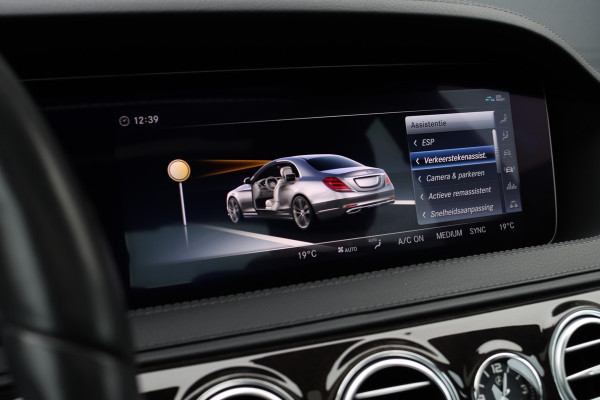 Mercedes-Benz S-Klasse 350d | Distronic+ | Memory | Massage | Burmester | Panoramadak | Stoelventilatie | HUD | Nappa Leder | Surround Camera | Trekhaak | Soft Close | Luchtkwaliteitspakket |