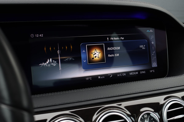 Mercedes-Benz S-Klasse 350d | Distronic+ | Memory | Massage | Burmester | Panoramadak | Stoelventilatie | HUD | Nappa Leder | Surround Camera | Trekhaak | Soft Close | Luchtkwaliteitspakket |