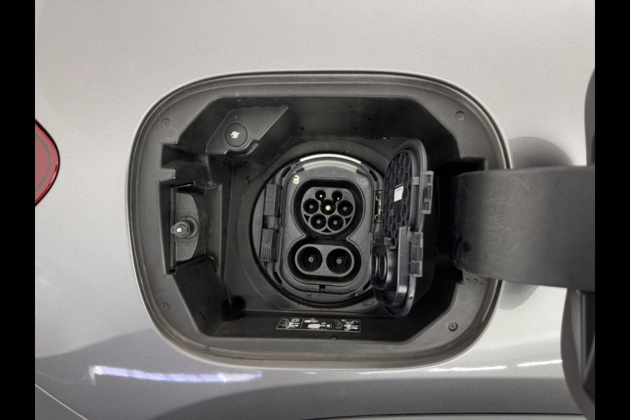 Mercedes-Benz EQA 250 Business Solution AMG 67 kWh [3-FASE] (SOH-98%) AUT. *PANO | NAVI-FULLMAP | DAB | CAMERA | DIGI-COCKPIT | HEATED-SPORTSEAT | CRUISE | 18'' ALU*