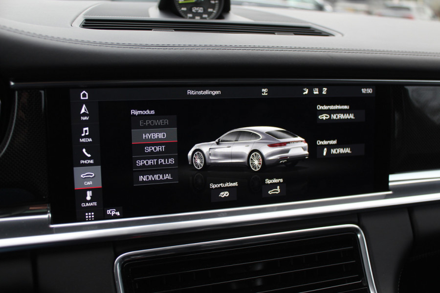 Porsche Panamera 4.0 Turbo S E-Hybrid / Panoramadak / 360Camera / Achterasbesturing / Nachtzicht / Softclose / 21'' / Sportuitlaat / Matrix LED / Carbon intr. / Bose / Sportdesign / Volleder / Dodehoek / DAB / ACC