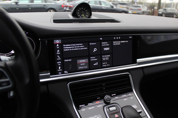 Porsche Panamera 4.0 Turbo S E-Hybrid / Panoramadak / 360Camera / Achterasbesturing / Nachtzicht / Softclose / 21'' / Sportuitlaat / Matrix LED / Carbon intr. / Bose / Sportdesign / Volleder / Dodehoek / DAB / ACC