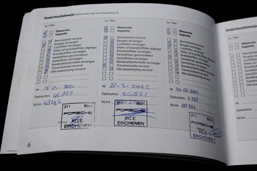 Porsche Panamera 4.0 Turbo S E-Hybrid / Panoramadak / 360Camera / Achterasbesturing / Nachtzicht / Softclose / 21'' / Sportuitlaat / Matrix LED / Carbon intr. / Bose / Sportdesign / Volleder / Dodehoek / DAB / ACC