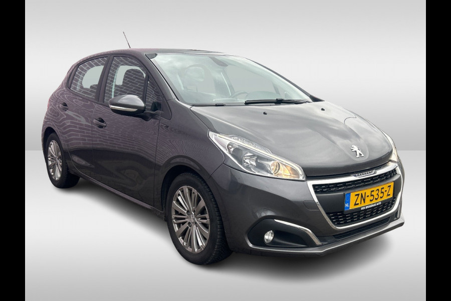 Peugeot 208 1.2 PureTech Signature Navigatie / Parkeerhulp achter / 16'' / DAB / Bluetooth / Cruise Control