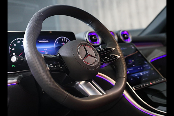 Mercedes-Benz CLE Coupé 300 e AMG Line / Head Up / 360 Camera / Acc / Lane Assist / Dode Hoek / Elek Stoelen / Memory / Pano / 20