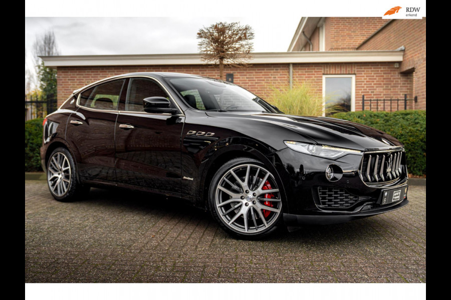 Maserati Levante 3.0 V6 S TwinTurbo AWD GranSport 430 PK Leder Luchtvering 21''
