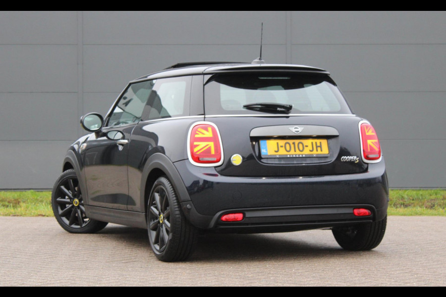 MINI Mini Electric Yours 33 kWh Leder HarmanKardon Panodak AllSeason !!NIEUWBINNEN!!