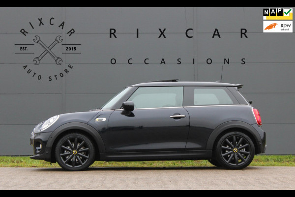 MINI Mini Electric Yours 33 kWh Leder HarmanKardon Panodak AllSeason !!NIEUWBINNEN!!