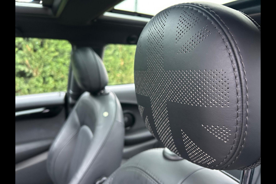 MINI Mini Electric Yours 33 kWh Leder HarmanKardon Panodak AllSeason !!NIEUWBINNEN!!