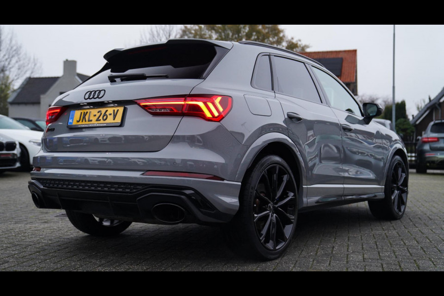 Audi RSQ3 TFSI | Keramisch | Sonos Audio | LED | Trekhaak | 360 | Panorama | Adaptieve cruise | Dodehoek assistent | Lane Assist