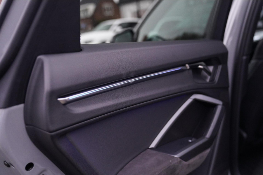 Audi RSQ3 TFSI | Keramisch | Sonos Audio | LED | Trekhaak | 360 | Panorama | Adaptieve cruise | Dodehoek assistent | Lane Assist