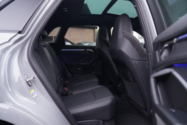 Audi RSQ3 TFSI | Keramisch | Sonos Audio | LED | Trekhaak | 360 | Panorama | Adaptieve cruise | Dodehoek assistent | Lane Assist