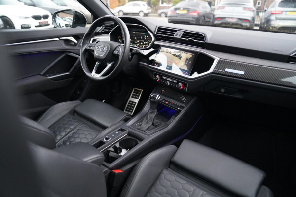 Audi RSQ3 TFSI | Keramisch | Sonos Audio | LED | Trekhaak | 360 | Panorama | Adaptieve cruise | Dodehoek assistent | Lane Assist