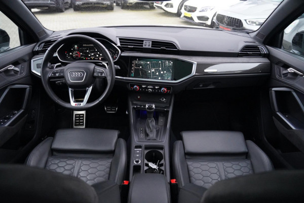 Audi RSQ3 TFSI | Keramisch | Sonos Audio | LED | Trekhaak | 360 | Panorama | Adaptieve cruise | Dodehoek assistent | Lane Assist