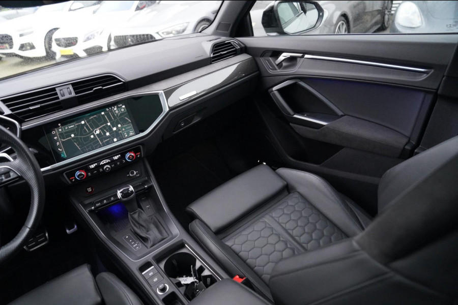 Audi RSQ3 TFSI | Keramisch | Sonos Audio | LED | Trekhaak | 360 | Panorama | Adaptieve cruise | Dodehoek assistent | Lane Assist