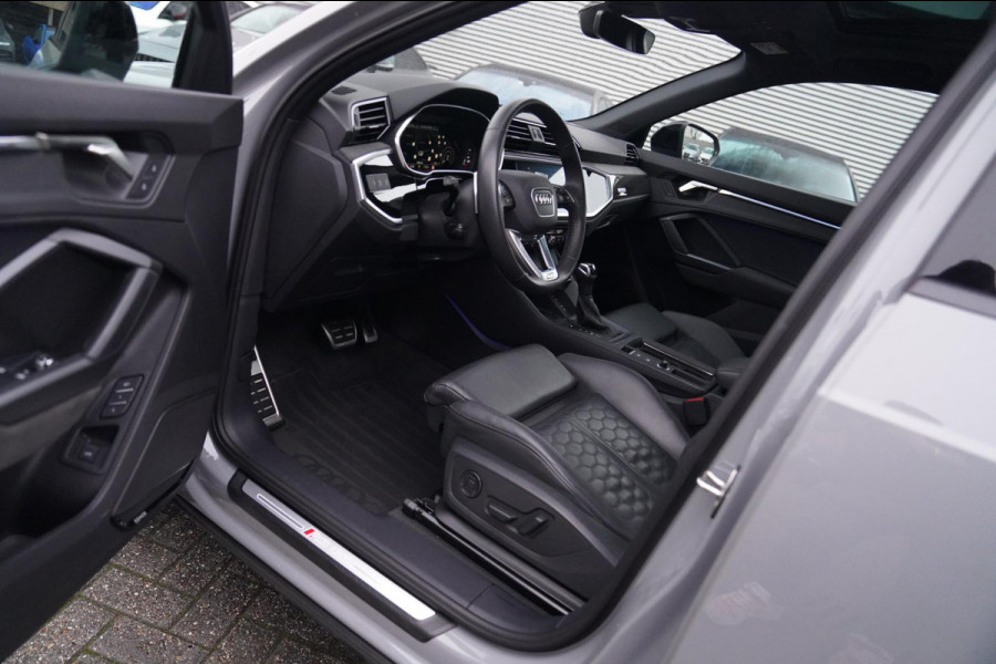 Audi RSQ3 TFSI | Keramisch | Sonos Audio | LED | Trekhaak | 360 | Panorama | Adaptieve cruise | Dodehoek assistent | Lane Assist