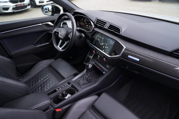 Audi RSQ3 TFSI | Keramisch | Sonos Audio | LED | Trekhaak | 360 | Panorama | Adaptieve cruise | Dodehoek assistent | Lane Assist